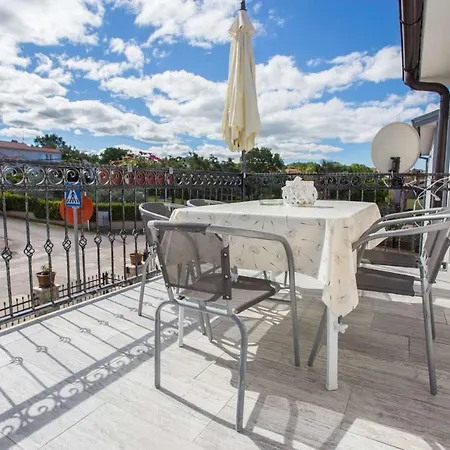 Apartamento Rosi Radmani
